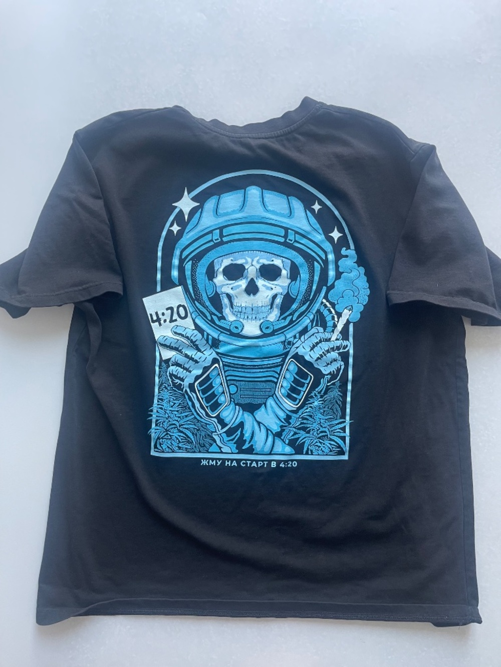 Graphic T-Shirt Men’s XL Black Skull Astronaut Large Back Print Short Sleeve Tee